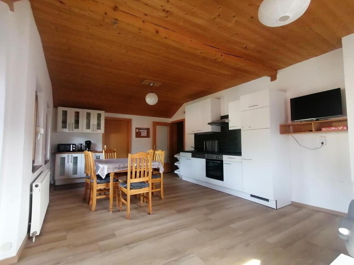 Ferienwohnung Mary Флийс Екстериор снимка